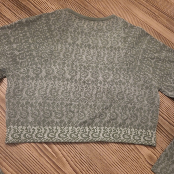 Aleeza Elegant Olive Patterned Thin Sweater- Cropped - Picture 5 of 5